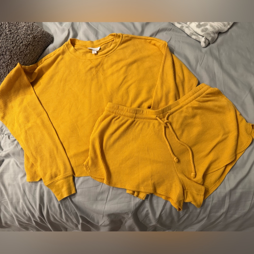 Colsie Mustard Waffle Knit Lounge Set